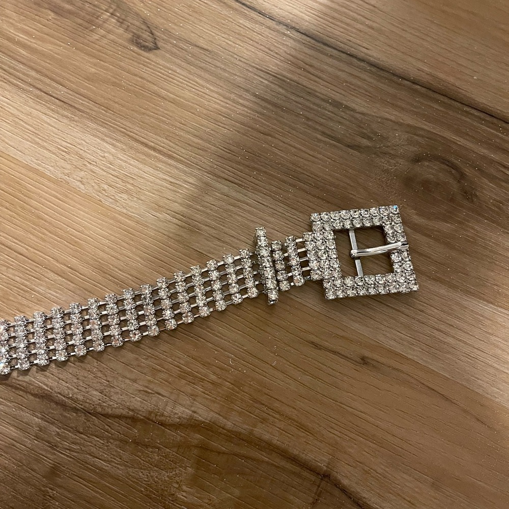 Elegant Silver Rhinestone Belt